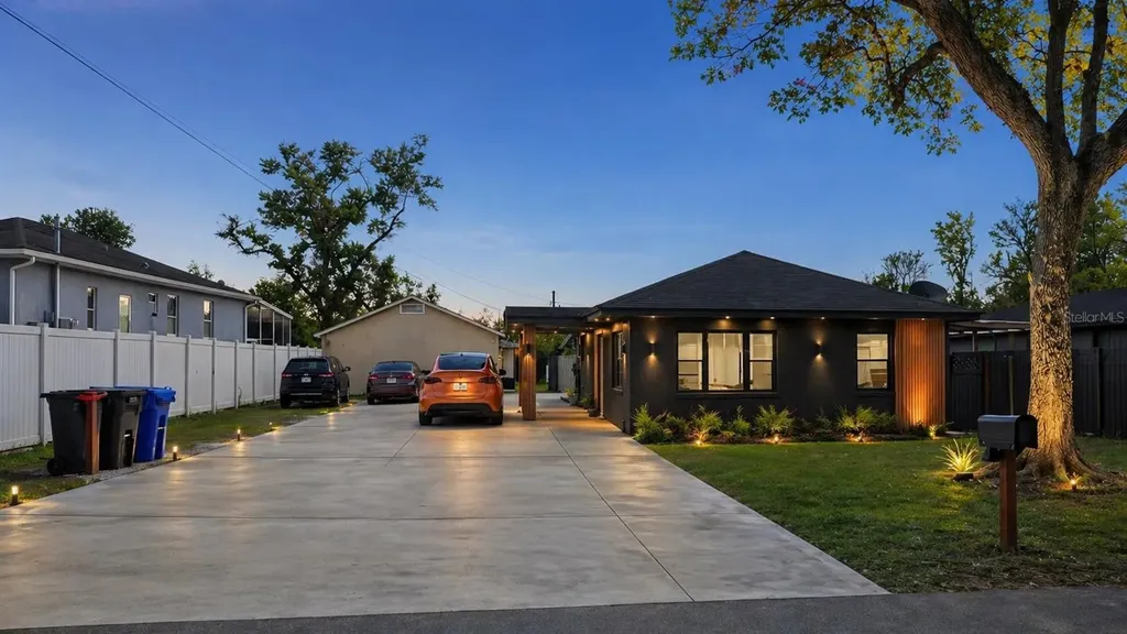 3422 W Idlewild Avenue Tampa FL 33614