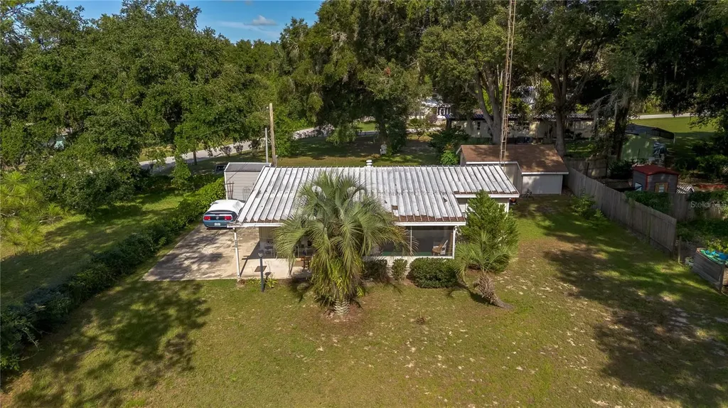 5888 SE 164th Avenue Ocklawaha FL 32179
