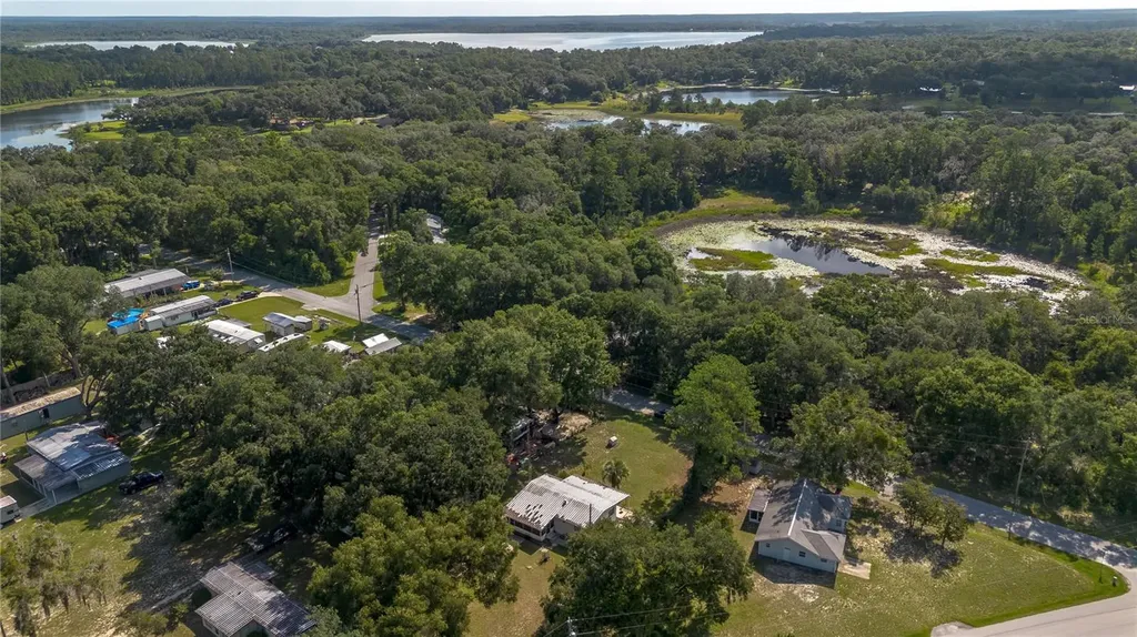5888 SE 164th Avenue Ocklawaha FL 32179