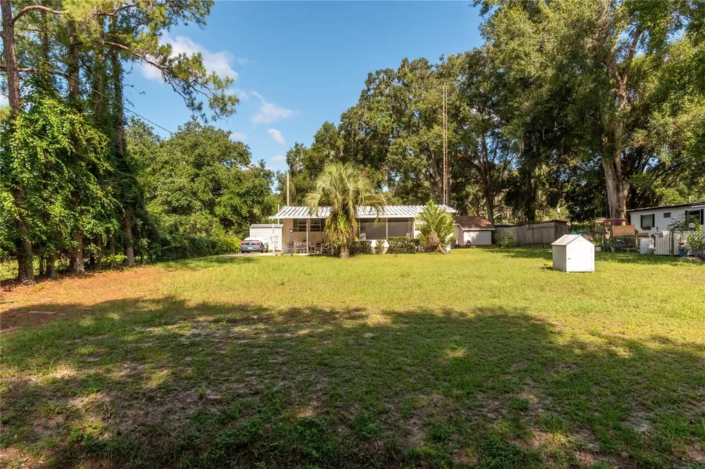 5888 SE 164th Avenue Ocklawaha FL 32179