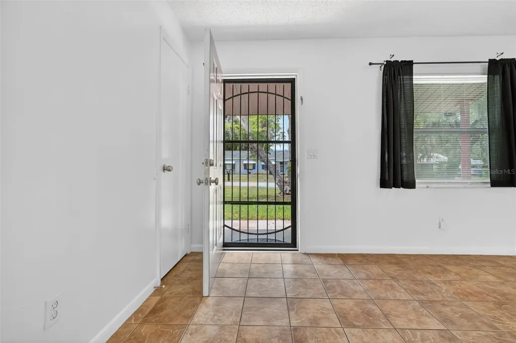 2319 S Tennyson Point Homosassa FL 34448