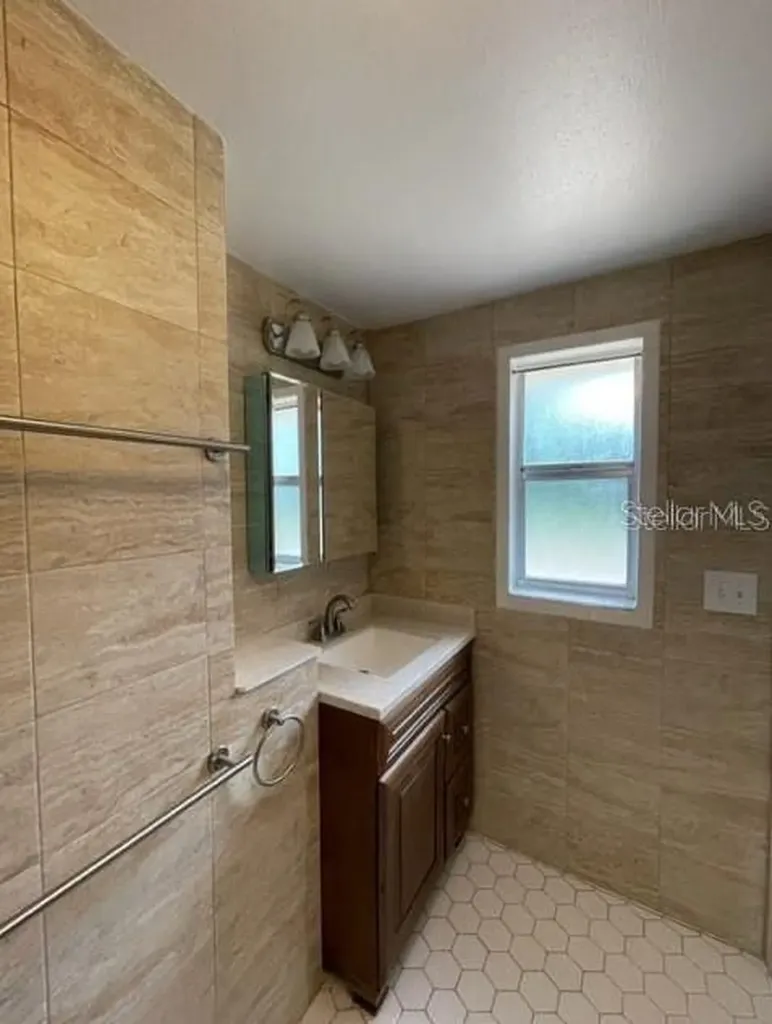 1326 Lake Ariana Boulevard Auburndale FL 33823