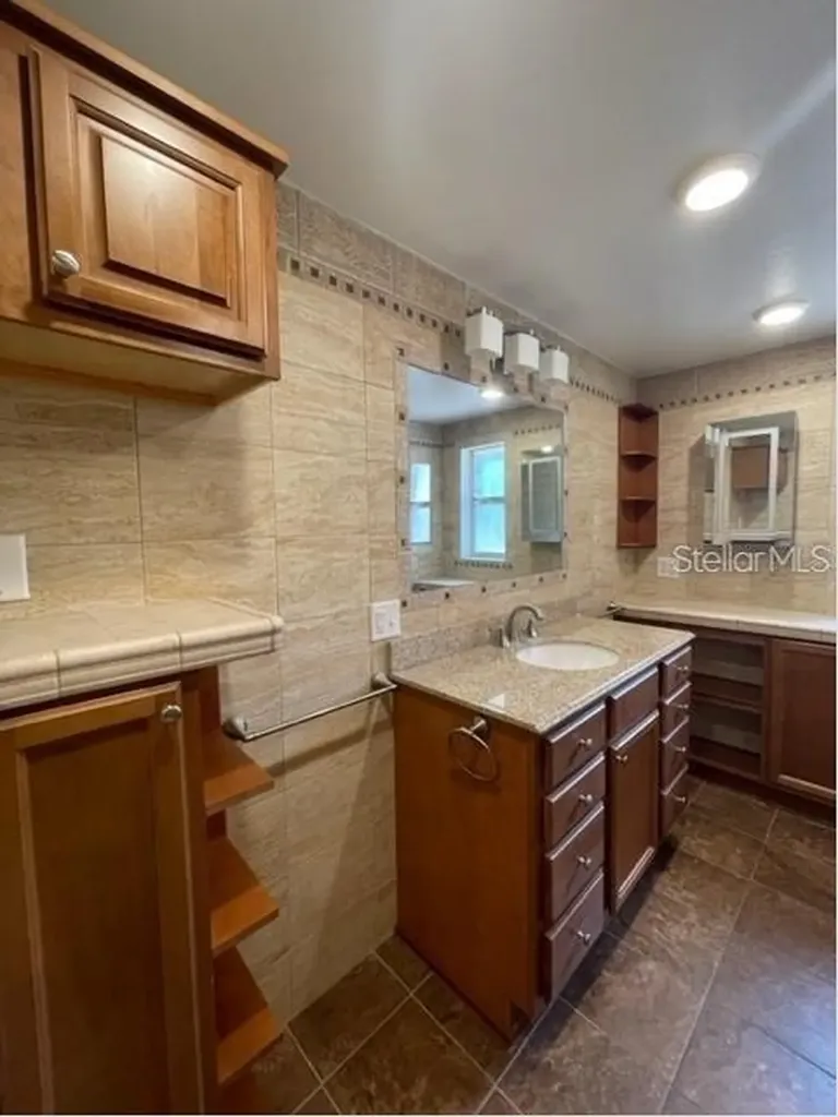 1326 Lake Ariana Boulevard Auburndale FL 33823