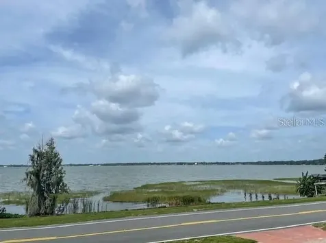 1326 Lake Ariana Boulevard Auburndale FL 33823