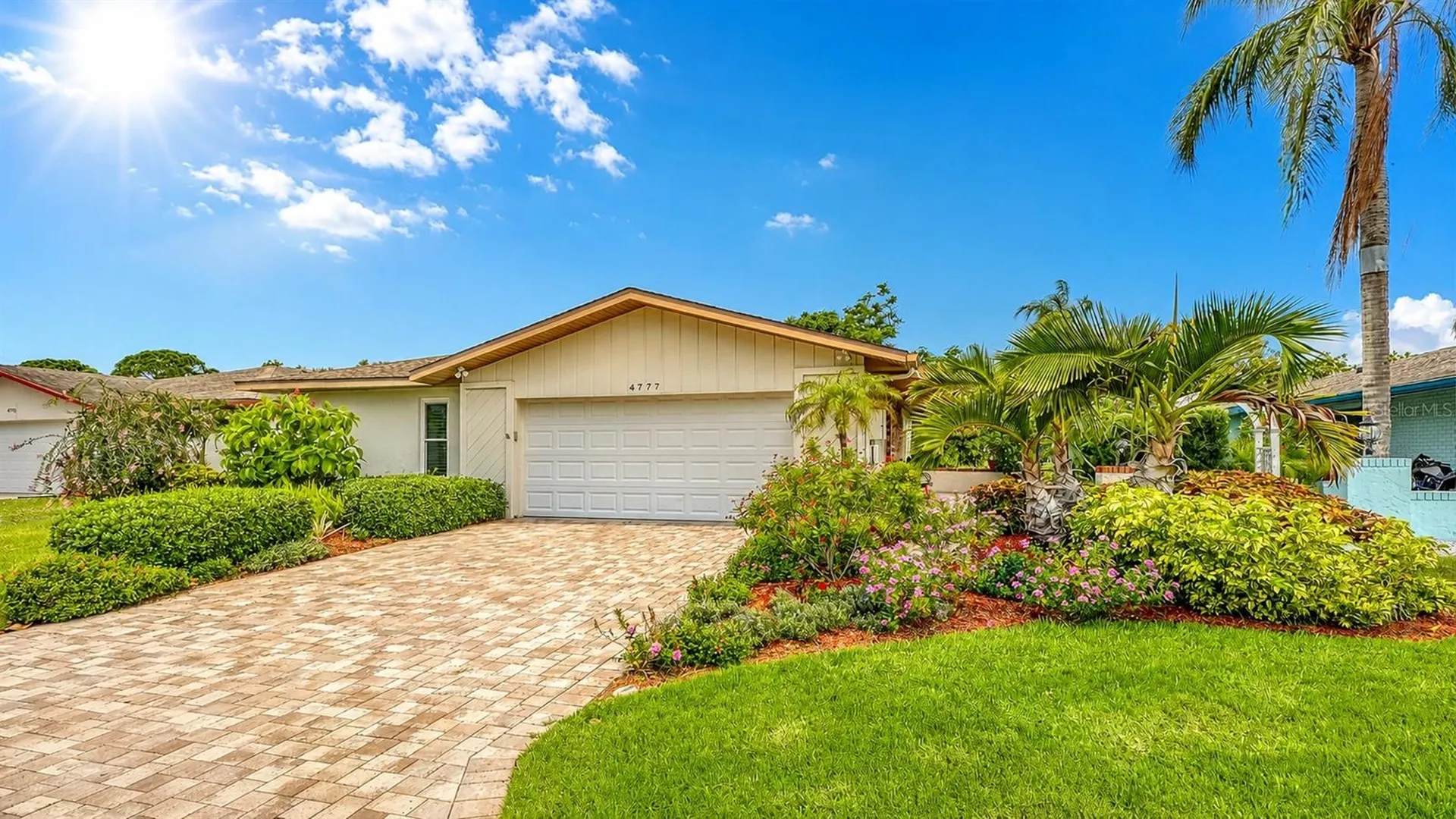 4777 Ringwood Meadow Sarasota FL 34235