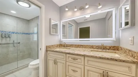 4777 Ringwood Meadow Sarasota FL 34235