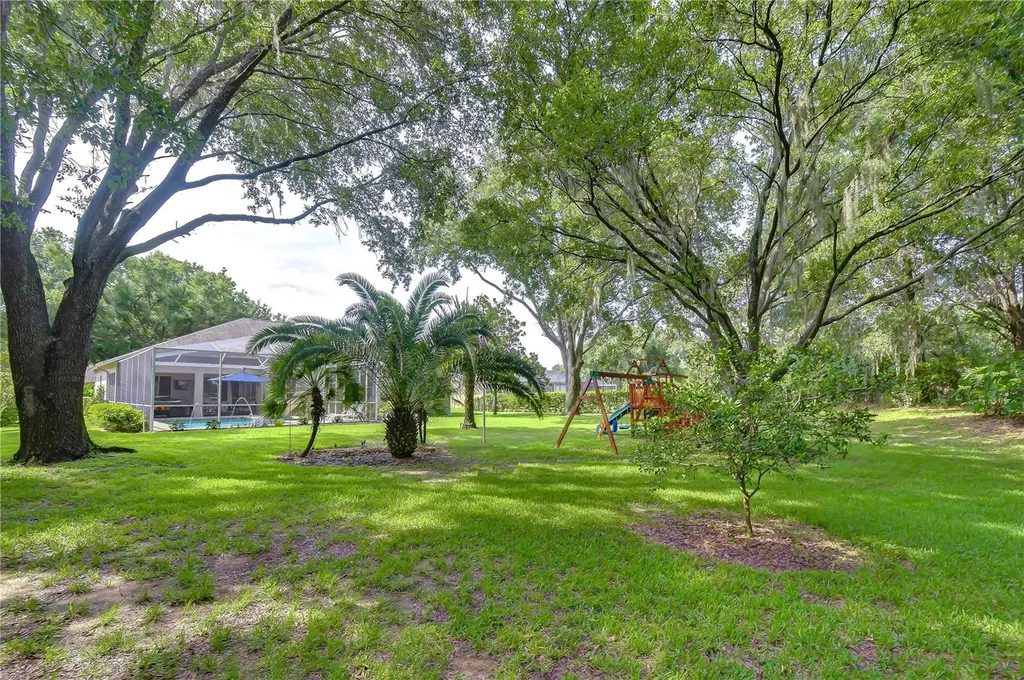 4916 Willow Ridge Terrace Valrico FL 33596