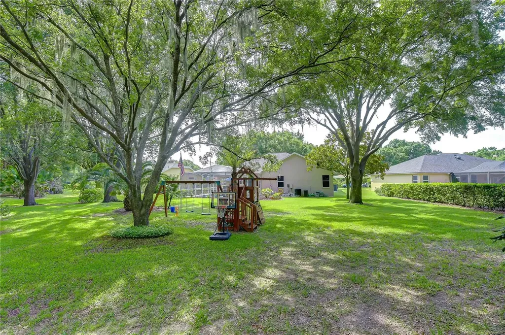 4916 Willow Ridge Terrace Valrico FL 33596