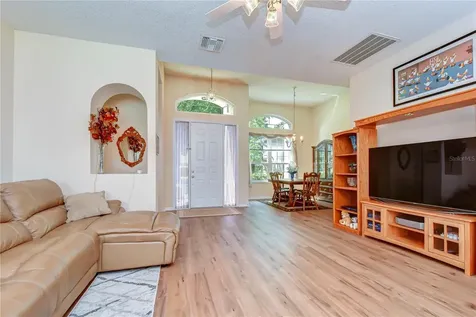 4916 Willow Ridge Terrace Valrico FL 33596