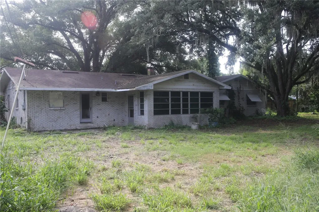2420 Nelson Street Auburndale FL 33823
