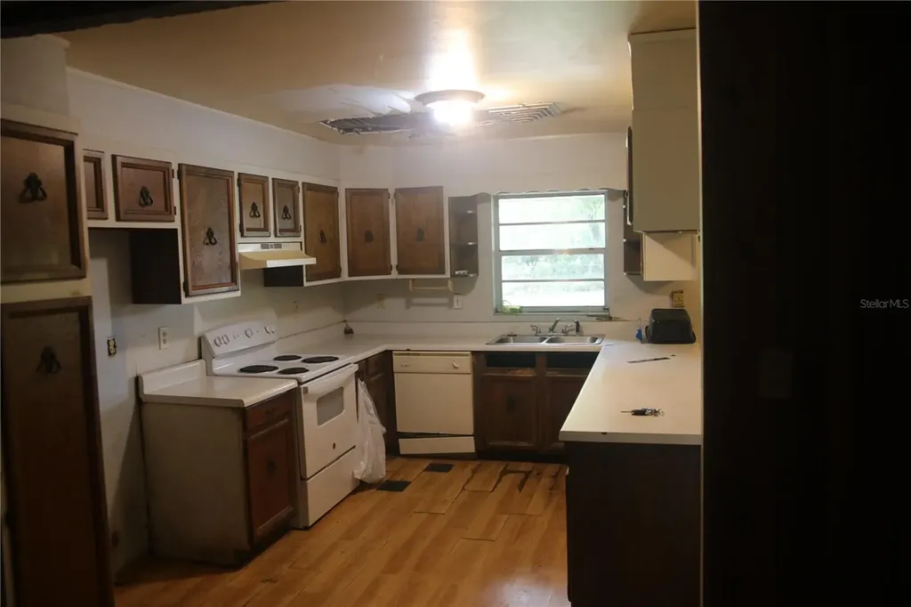 2420 Nelson Street Auburndale FL 33823