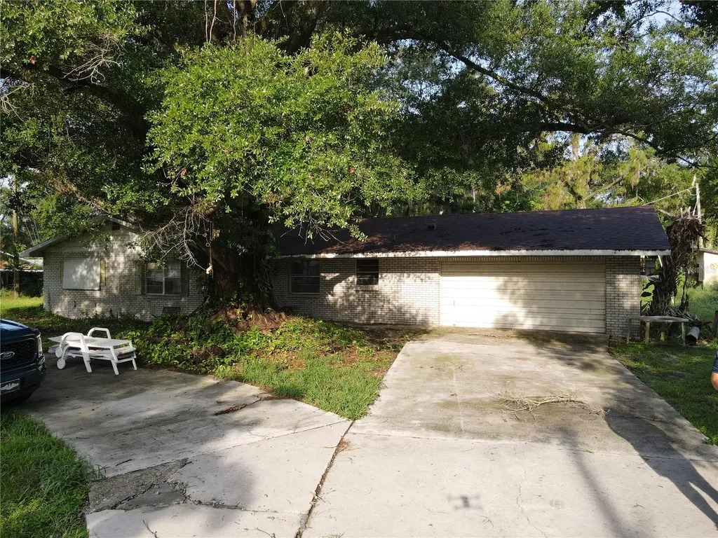 2420 Nelson Street Auburndale FL 33823
