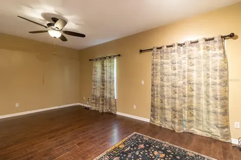 5047 NW 1st Place Gainesville FL 32607