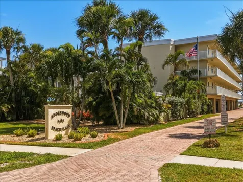 1480 Gulf Boulevard Englewood FL 34223