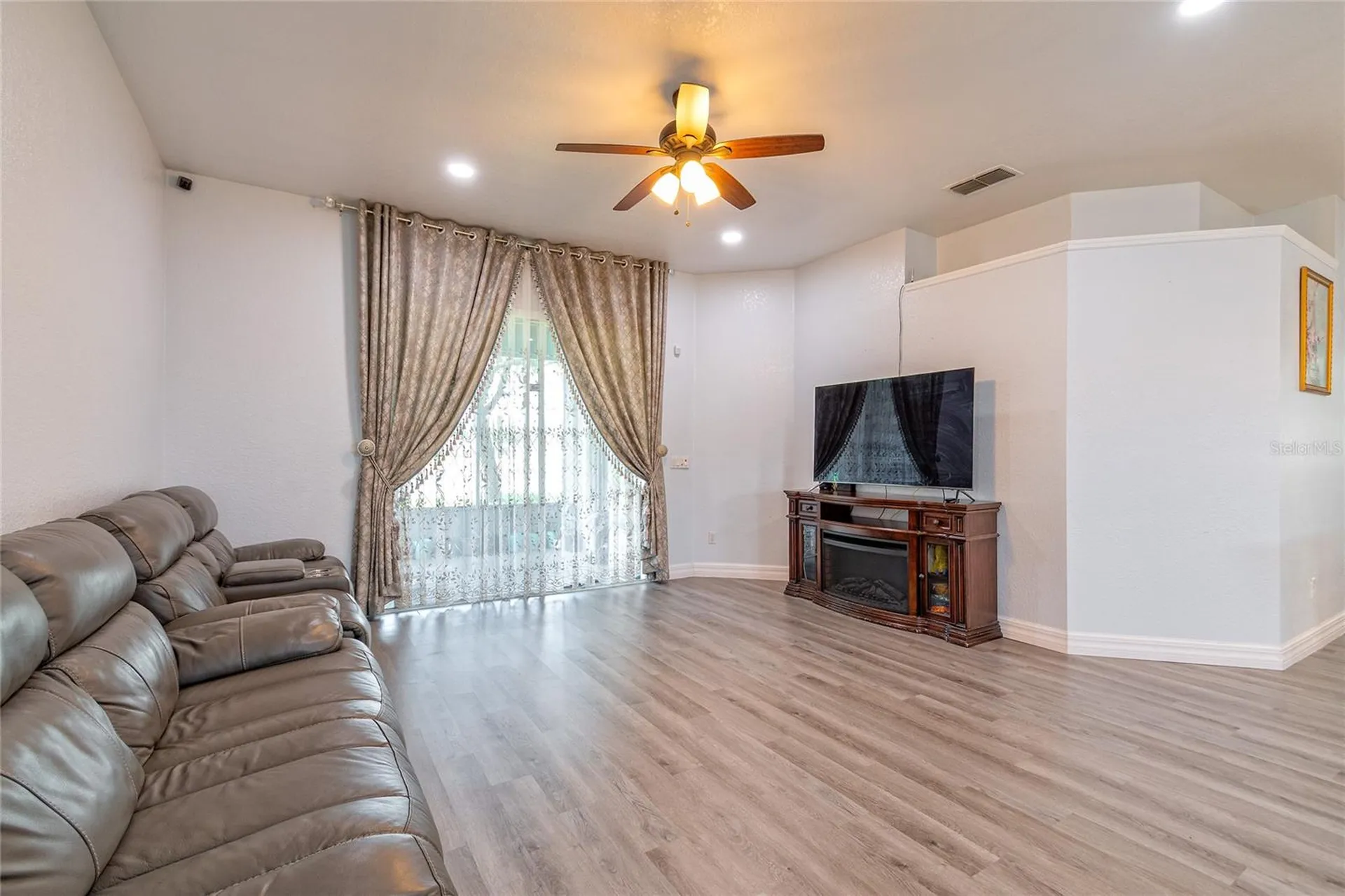 2818 Oconnell Drive Kissimmee FL 34741