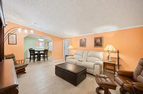 117 Glenn Road Auburndale FL 33823