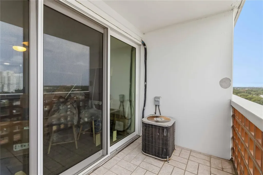 4015 Bayshore Boulevard Tampa FL 33611