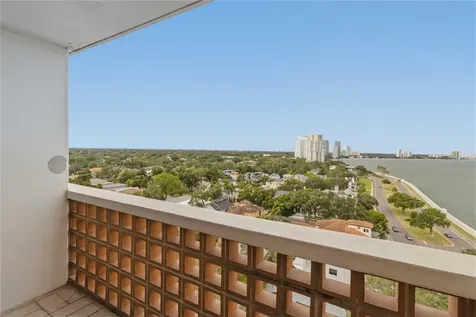 4015 Bayshore Boulevard Tampa FL 33611