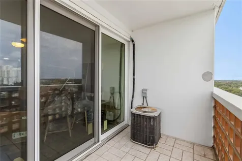 4015 Bayshore Boulevard Tampa FL 33611