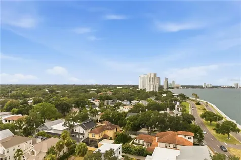 4015 Bayshore Boulevard Tampa FL 33611