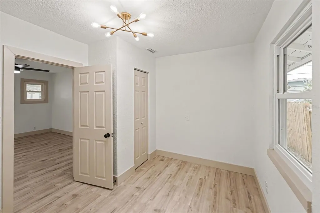 2850 59th Avenue N St Petersburg FL 33714