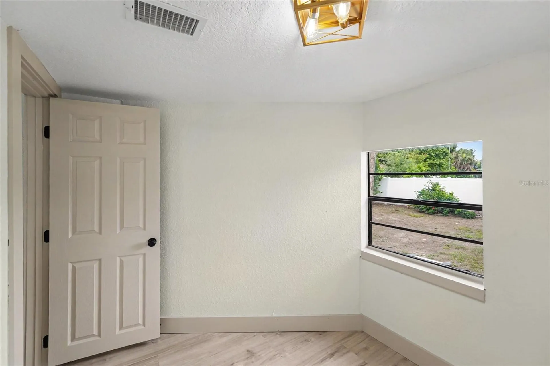 2850 59th Avenue N St Petersburg FL 33714