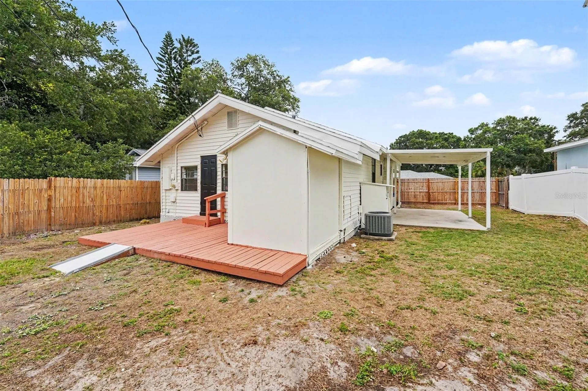 2850 59th Avenue N St Petersburg FL 33714