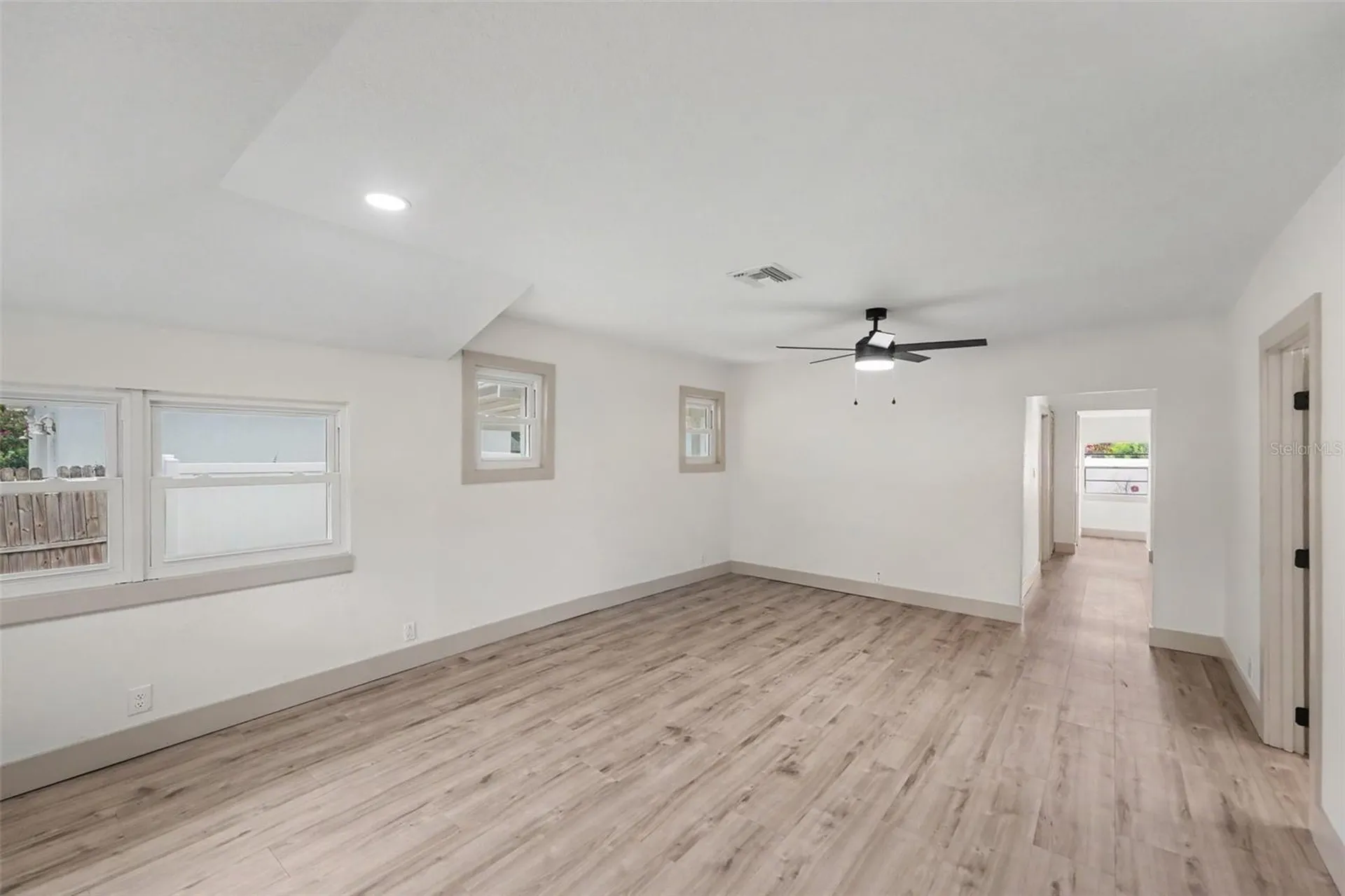 2850 59th Avenue N St Petersburg FL 33714