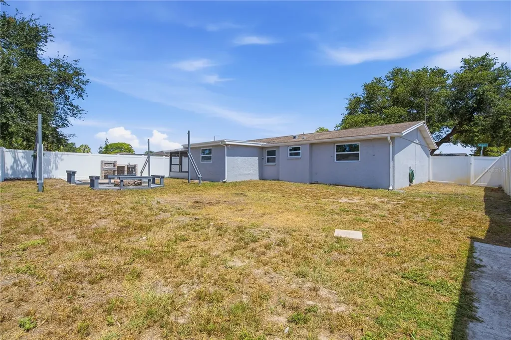 3434 Salisbury Drive Holiday FL 34691