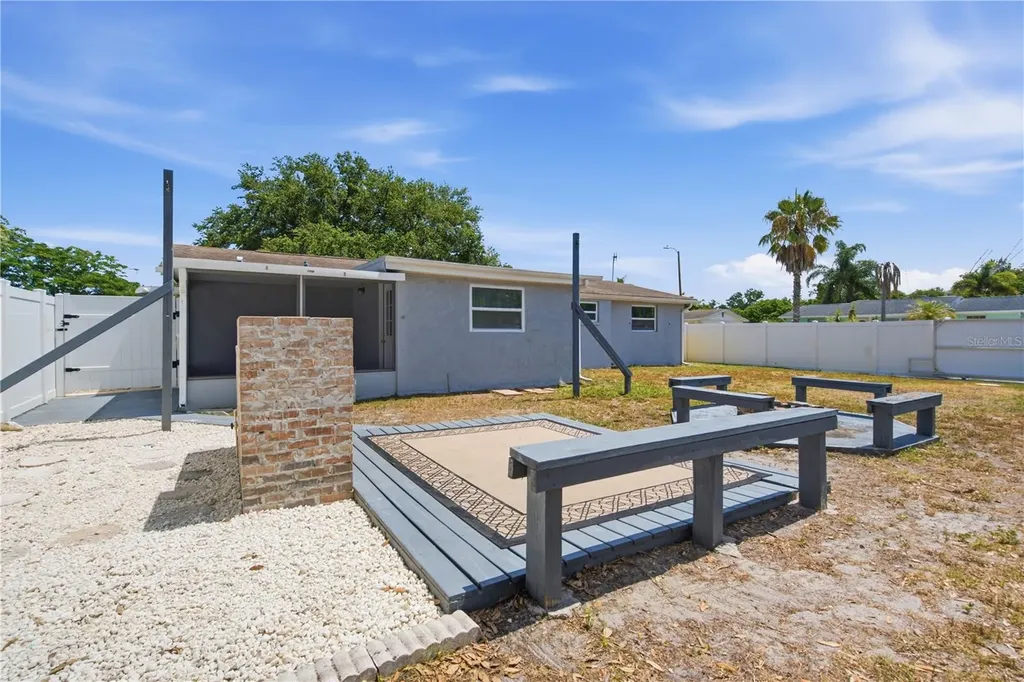 3434 Salisbury Drive Holiday FL 34691