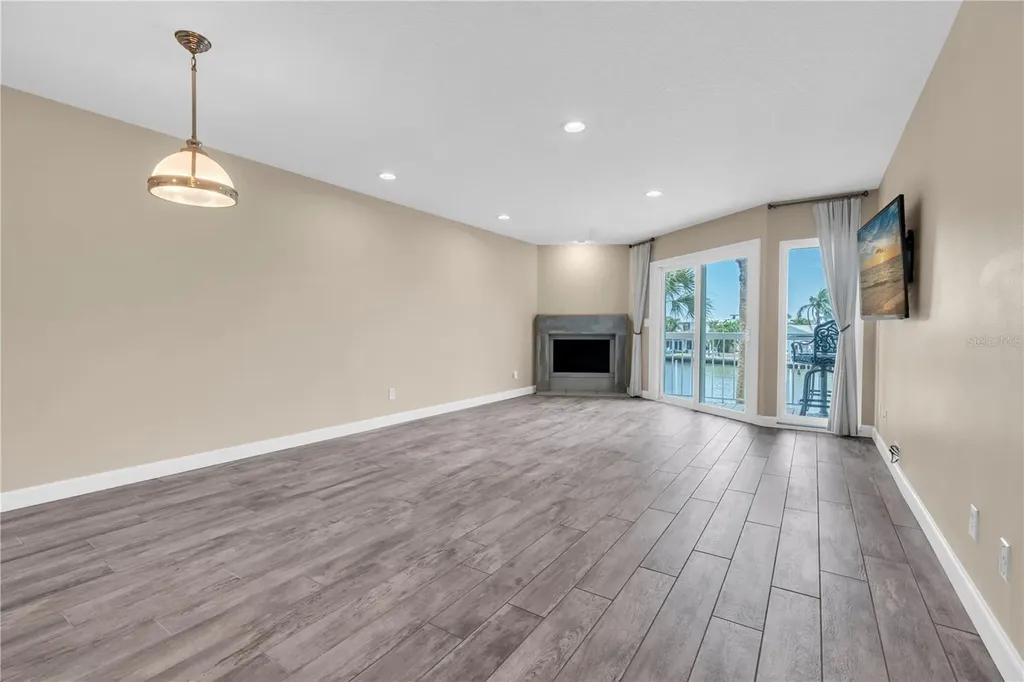 128 Marcdale Boulevard Indian Rocks Beach FL 33785