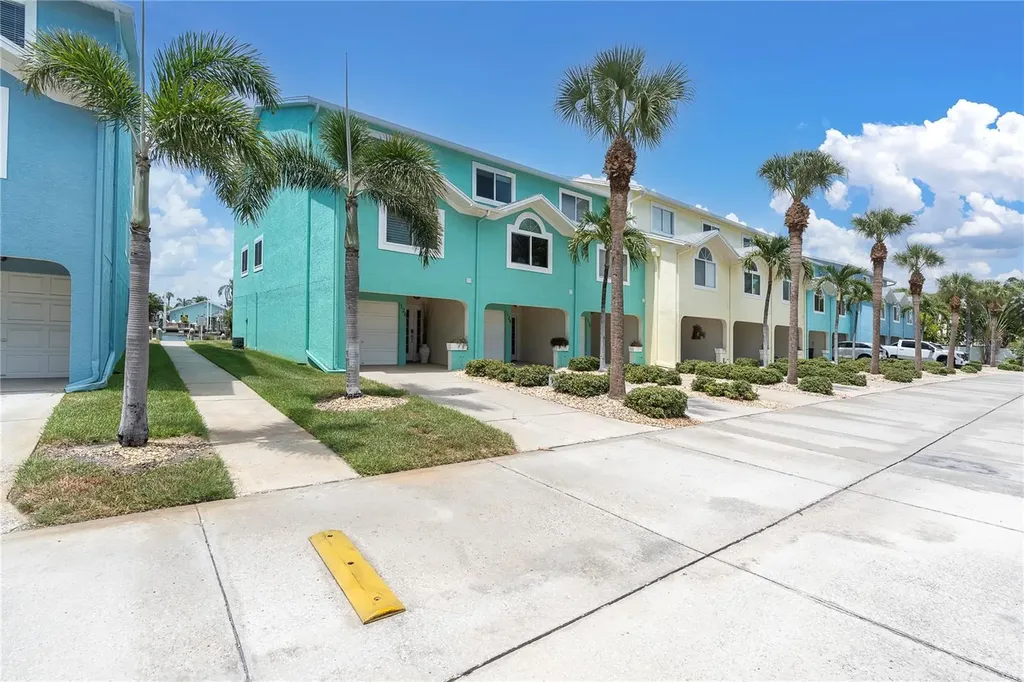 128 Marcdale Boulevard Indian Rocks Beach FL 33785