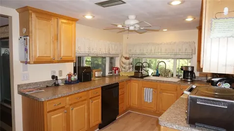 12507 Stone House Loop Hudson FL 34667