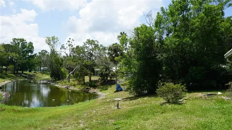 12507 Stone House Loop Hudson FL 34667