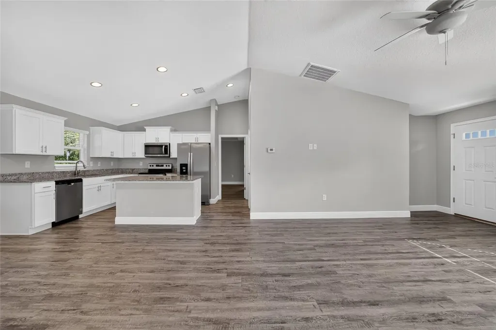 28 Oak Circle Ocala FL 34472