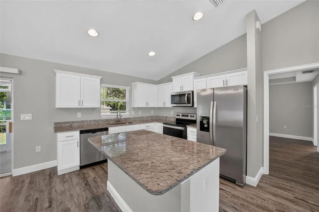 28 Oak Circle Ocala FL 34472