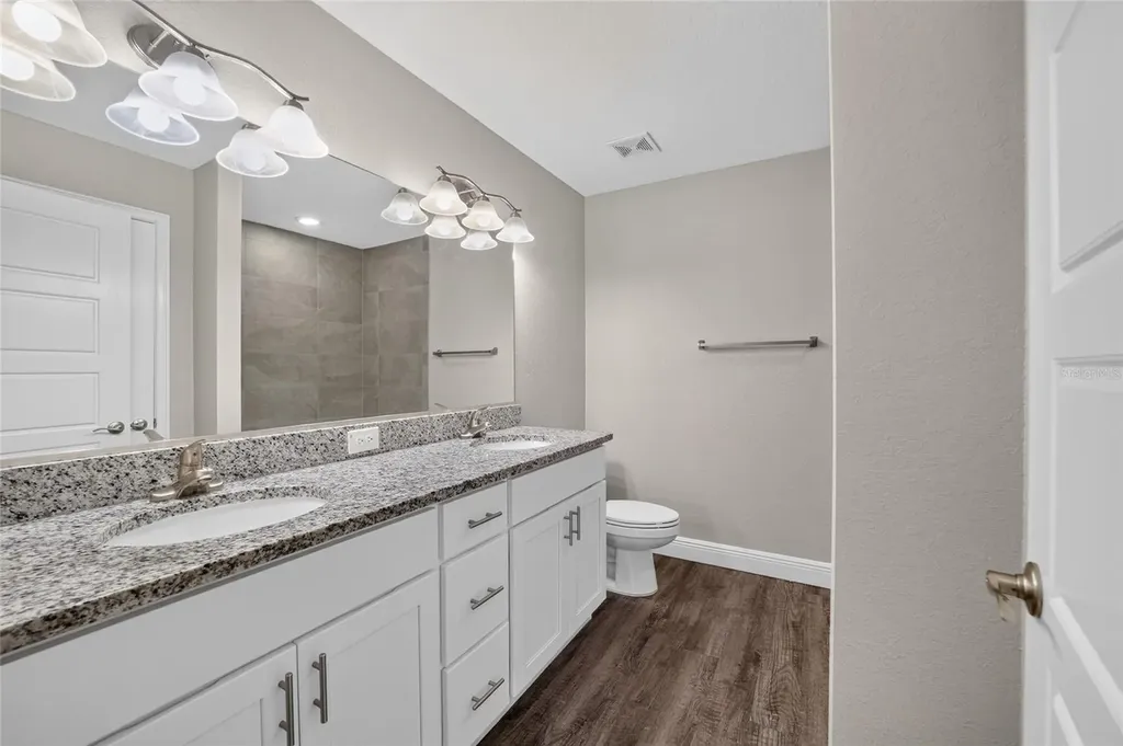 28 Oak Circle Ocala FL 34472