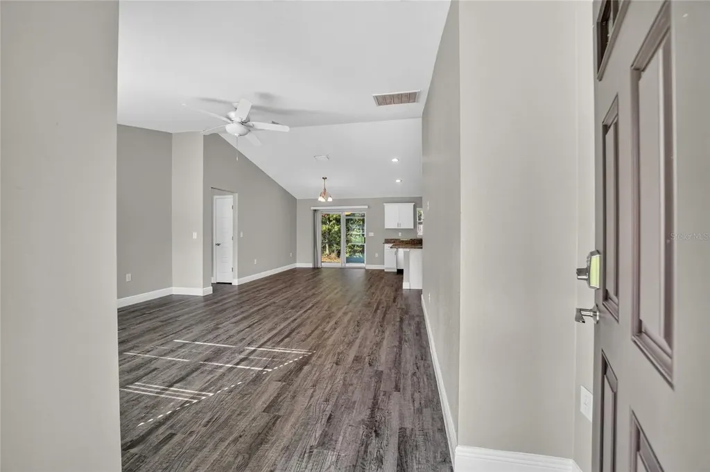 28 Oak Circle Ocala FL 34472