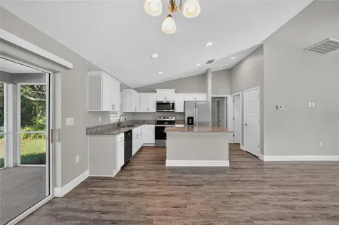 28 Oak Circle Ocala FL 34472
