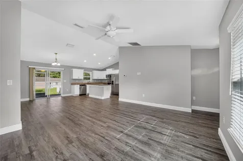 28 Oak Circle Ocala FL 34472