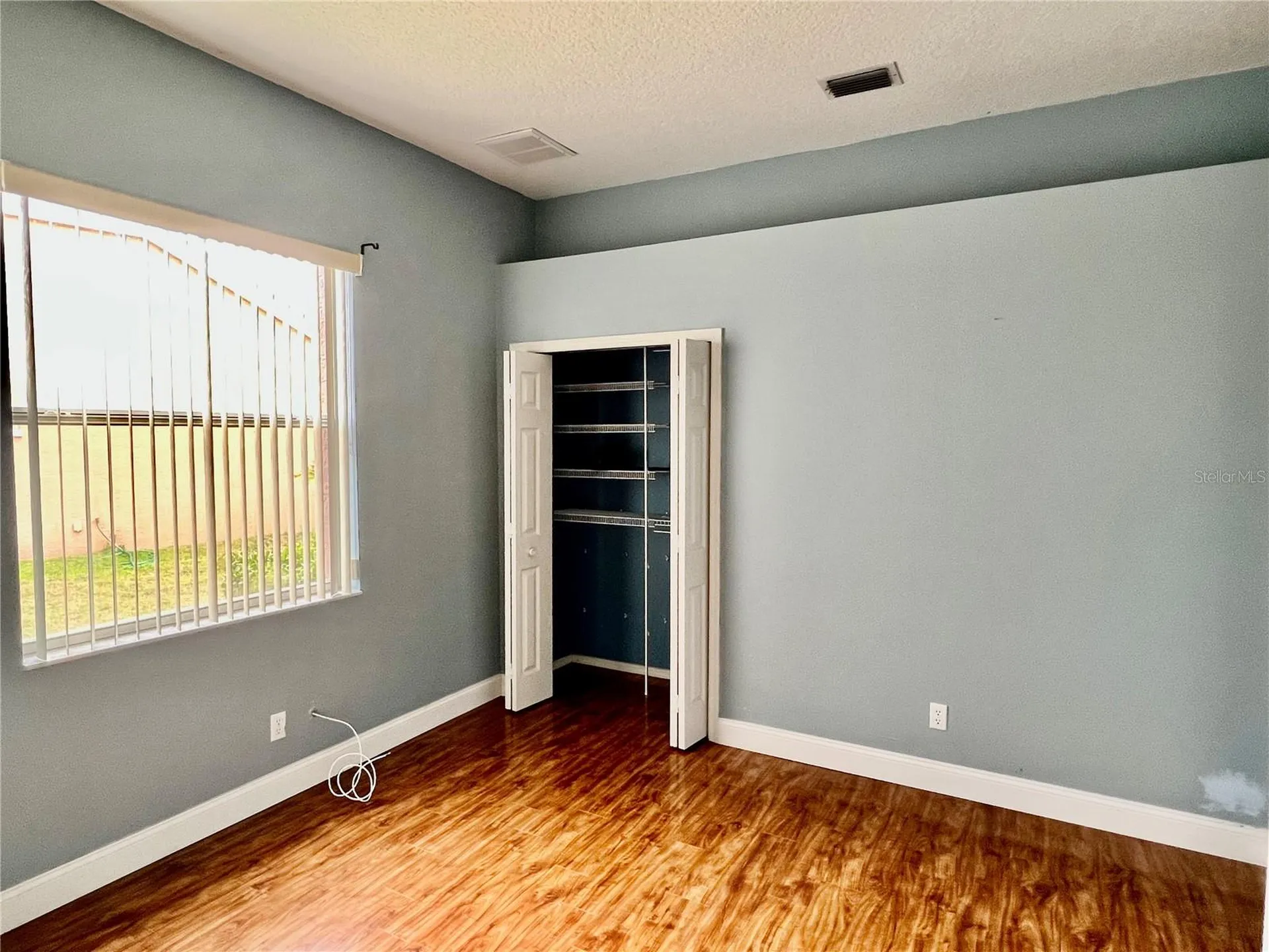 3715 72nd Ave E Sarasota FL 34243