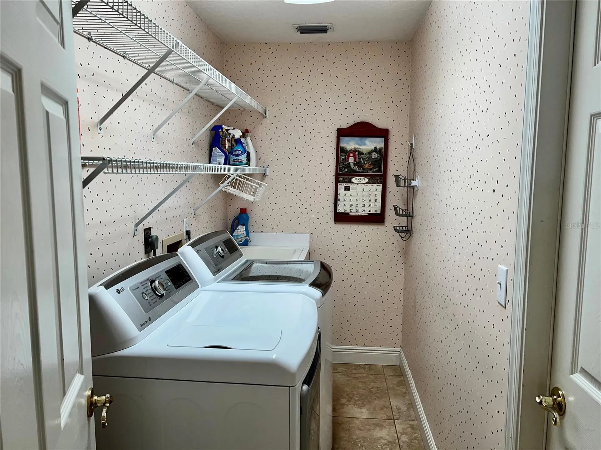 3715 72nd Ave E Sarasota FL 34243