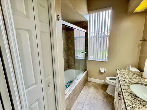 3715 72nd Ave E Sarasota FL 34243