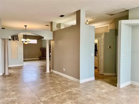 3715 72nd Ave E Sarasota FL 34243