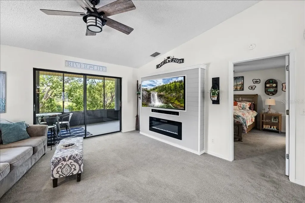 6653 River Run Boulevard Weeki Wachee FL 34607