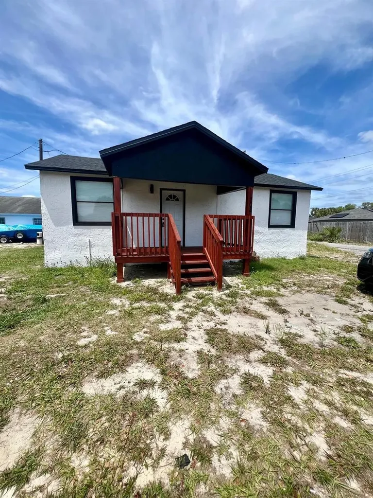 708 Martin L King Jr Avenue Lakeland FL 33815