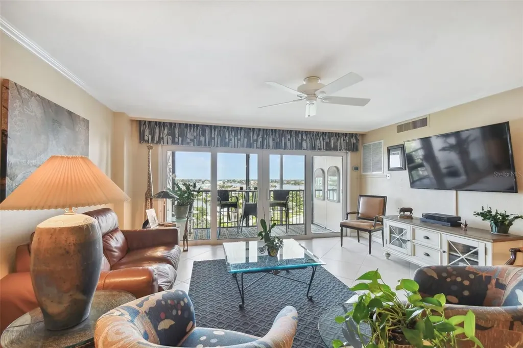 10355 Paradise Boulevard Treasure Island FL 33706