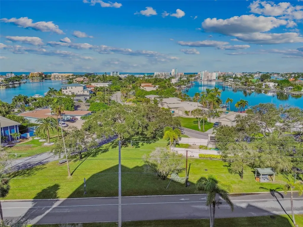 10355 Paradise Boulevard Treasure Island FL 33706