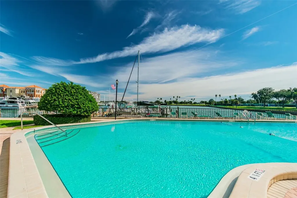 10355 Paradise Boulevard Treasure Island FL 33706