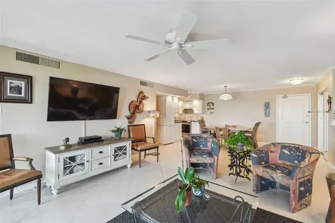 10355 Paradise Boulevard Treasure Island FL 33706